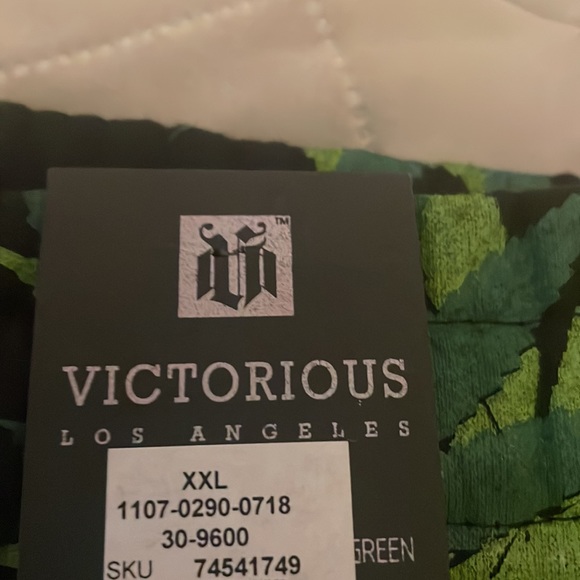 Brand new victorious Los Angeles sweatsuit with matching hat - Picture 7 of 8